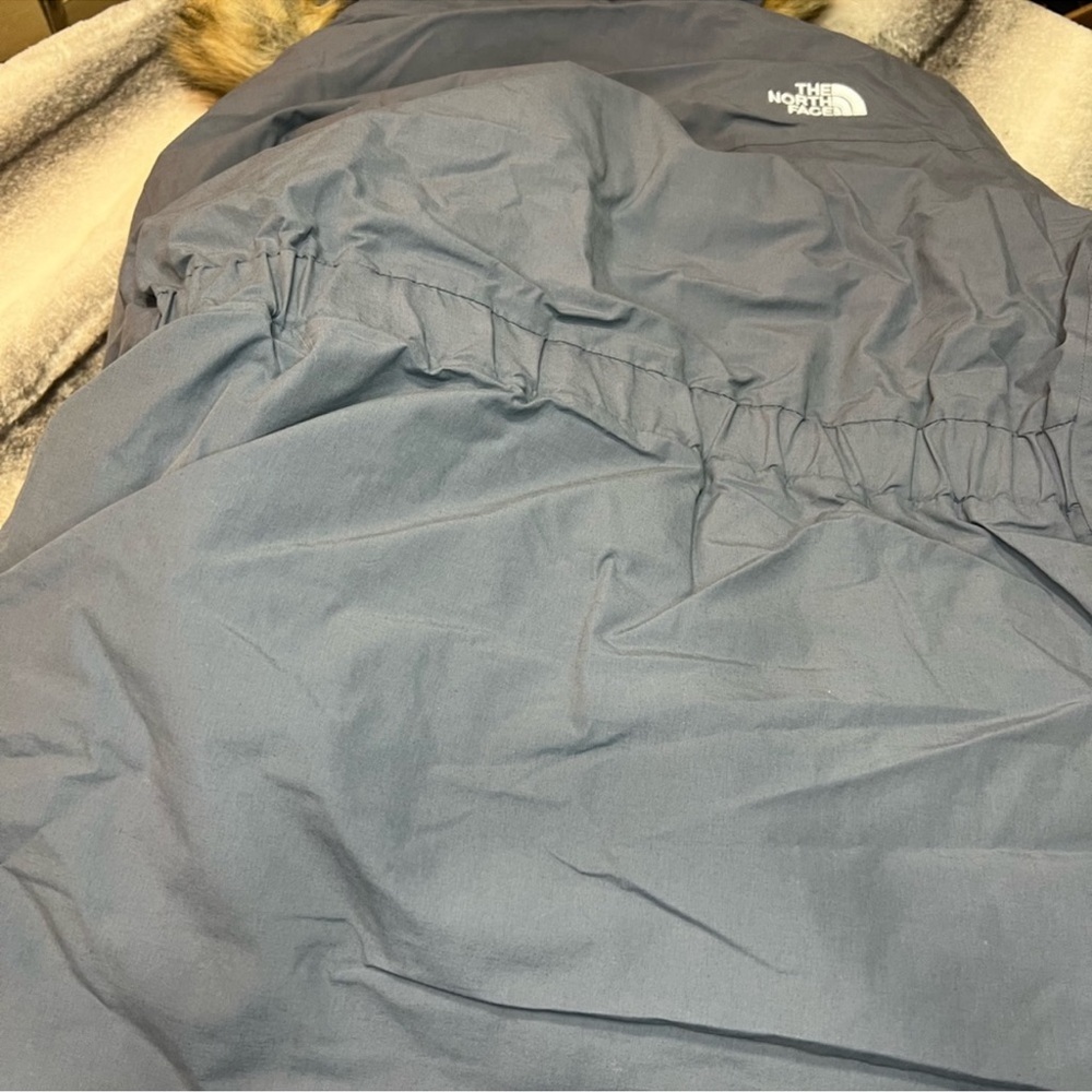 The North Face Arctic Parka Vanadis Grey Coat - Picture 7 of 10